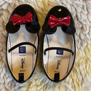 GAP DISNEY TODDLER BALLET FLATS